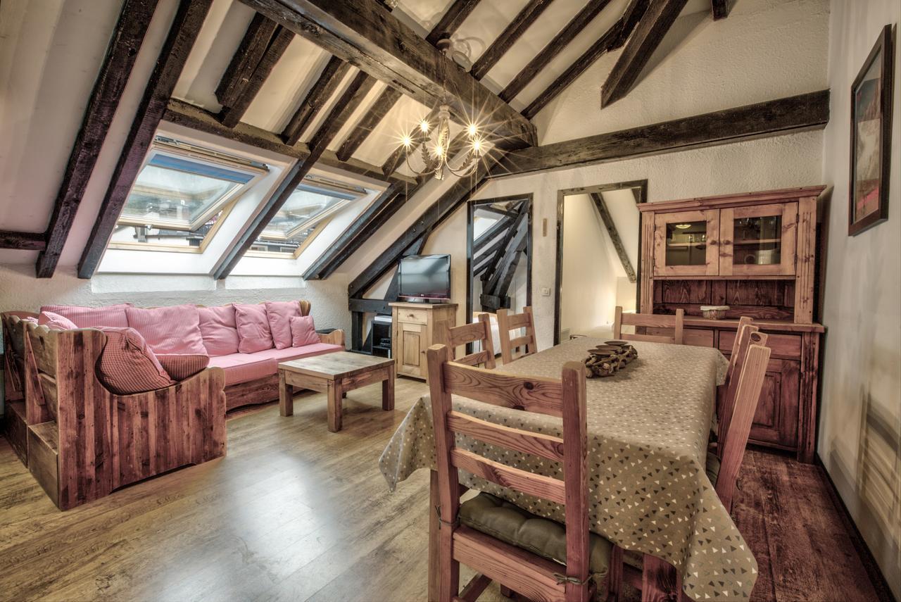 Top Floor Apartment Mansard - Central Chamonix Mont Blanc Haven Dış mekan fotoğraf